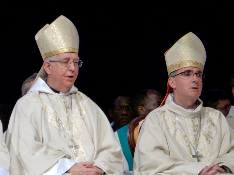 Mgr Guy de Kerimel et Mgr Laurent Percerou