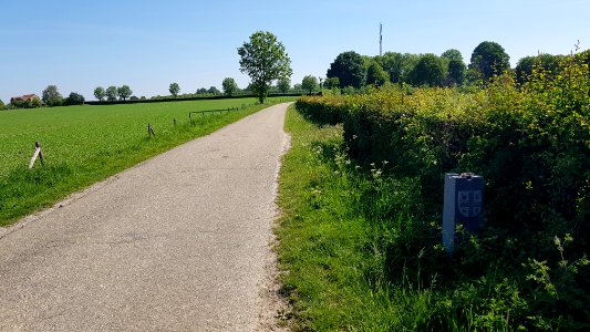 Mheer-Voerenstraat grenspaal Eijsden-Margraten (2)