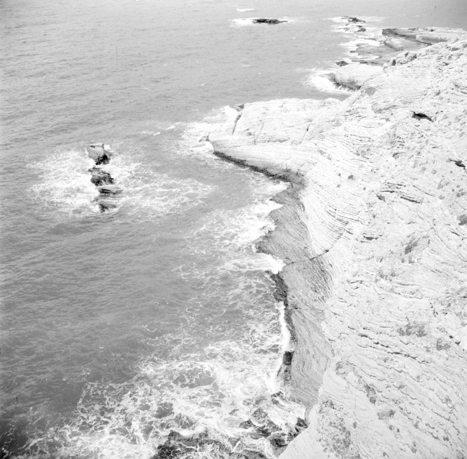 Middelandse Zee kust nabij Beirut, Bestanddeelnr 255-6196
