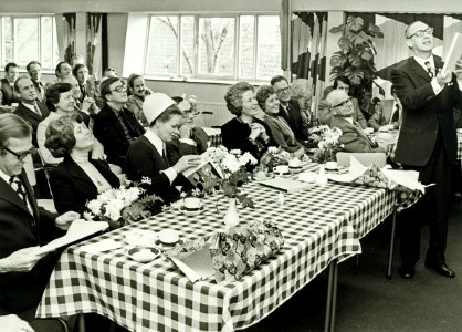 Midden Gou, burgemeester Mr. Dr. L. de, NL-HlmNHA 5400463887