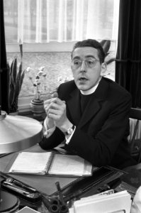 Mgr dr J M Gijsen (nieuw benoemde bisschop van Roermond), kop, Bestanddeelnr 925-3472