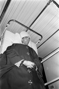 Mgr. Bekkers overleden, de bisschop opgebaard in Tilburg, Bestanddeelnr 919-1231