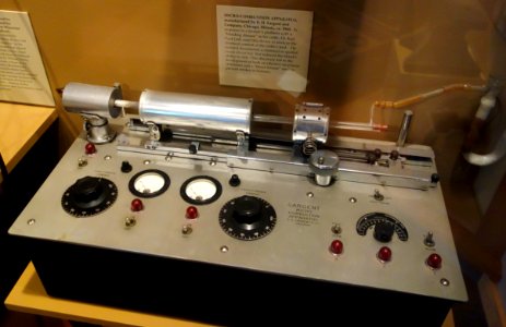 Micro-combustion apparatus, E. H. Sargent & Co., Chicago, c. 1940, used by Dr. Karl Paul Link to isolate dicoumarol, which led to Warfarin - Wisconsin Historical Museum - DSC03376