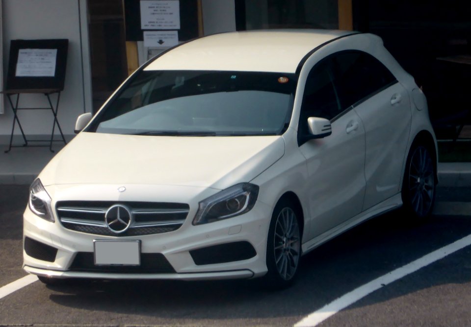 Mercedes-Benz A180 Sports (W176) front