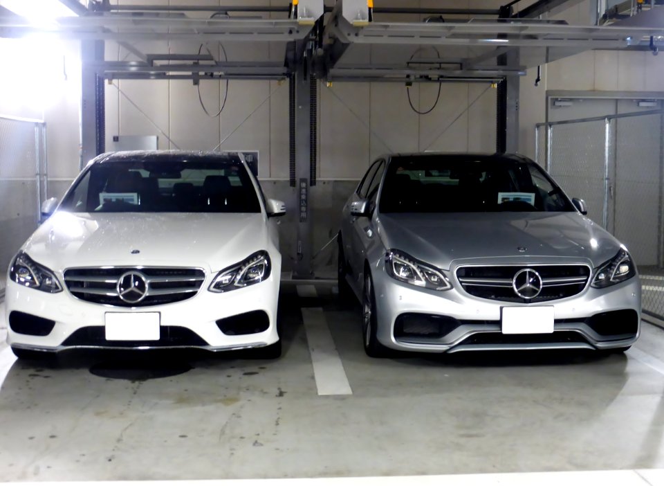 Mercedes-Benz E250 AVANTGARDE & E63 AMG 4MATIC (W212) front