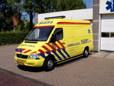 MERCEDES-BENZ 903.6KA 316 CDI AMBULANCE p2