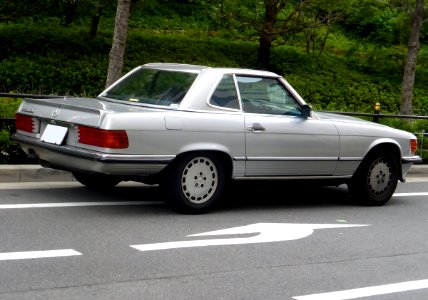 Mercedes-Benz 560SL (R107) rear photo