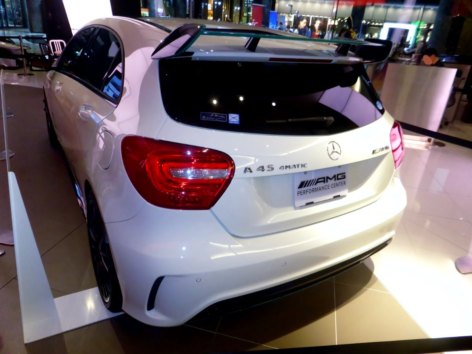 Mercedes-Benz A45 AMG 4MATIC PETRONAS Green Edition (W176) rear