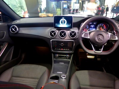 Mercedes-Benz CLA180 Shooting Brake Sports (X117) interior photo