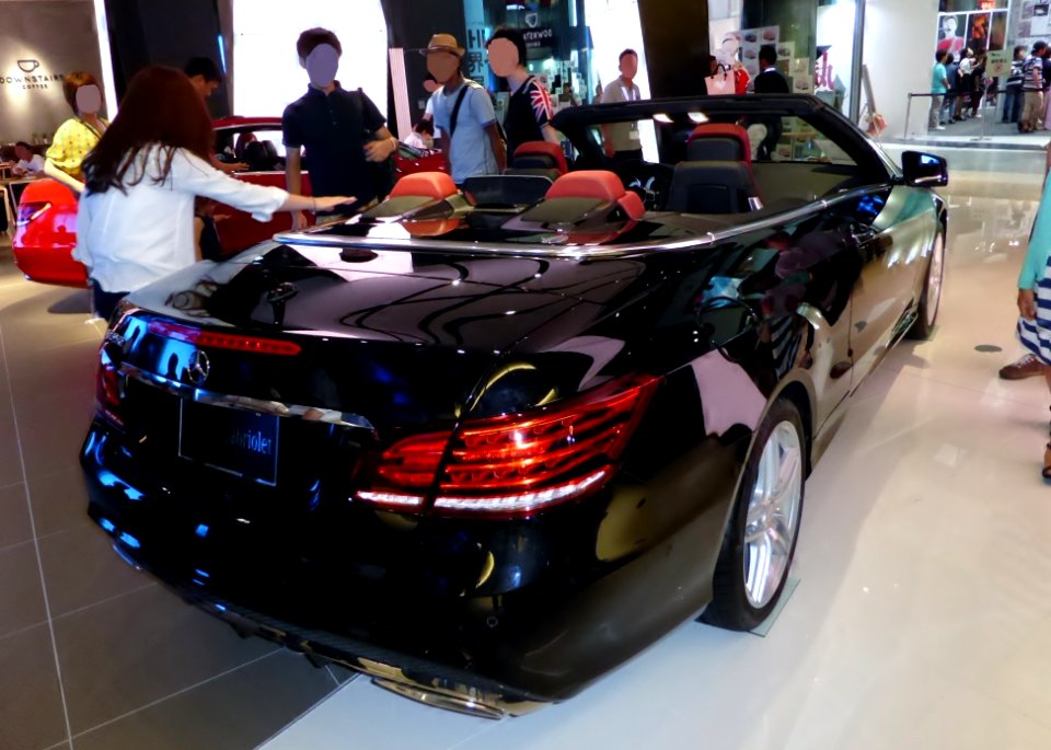 Mercedes-Benz E350 cabriolet (A207) rear