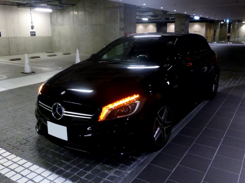 Mercedes-Benz A45 AMG 4MATIC (W176) front