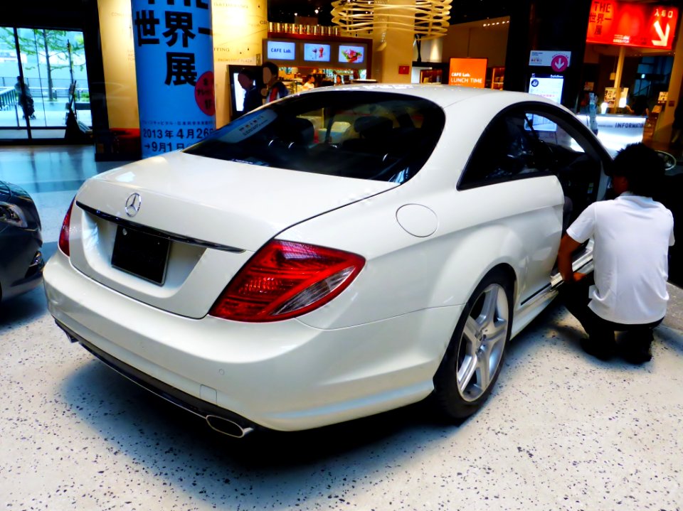 Mercedes-Benz CL550 (C216) rear