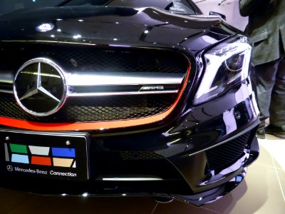 Mercedes-Benz GLA45 AMG 4MATIC Edition 1 (X156) front (1)