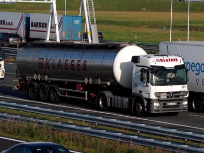 MERCEDES-BENZ Actros 1841, Klaeser photo