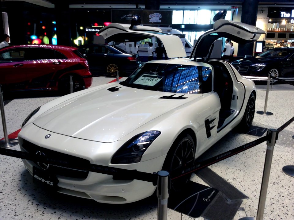 Mercedes-Benz SLS AMG P (C197) front
