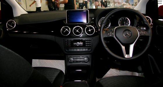 Mercedes-Benz B180 W246 interior