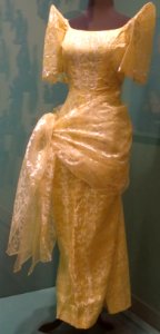 Mestiza dress, Philippines, 1930s, Honolulu Museum of Art accession 5750.1
