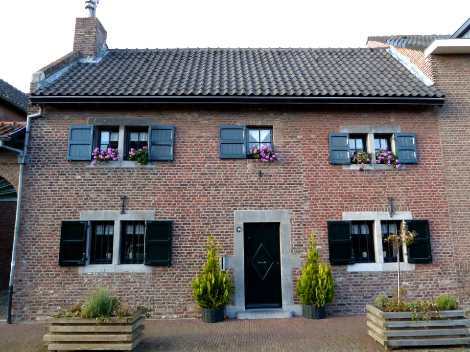 Mesch-Kerkplein 14