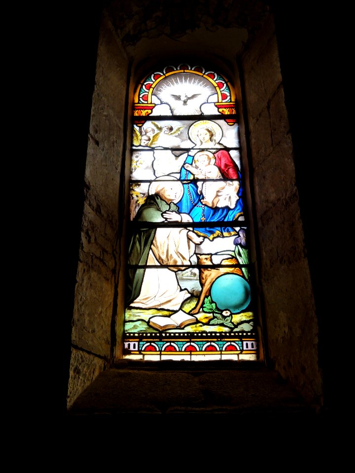 Mesbrecourt-Richecourt (Aisne) église Sainte-Benoîte, vitrail 01