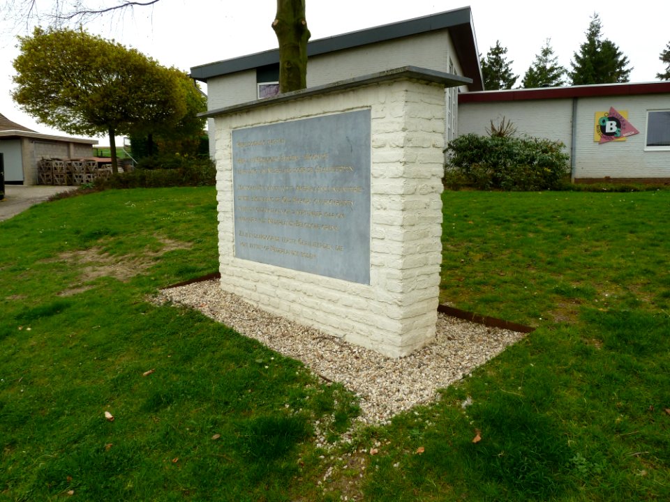 Mesch-Bevrijdingsmonument (1)