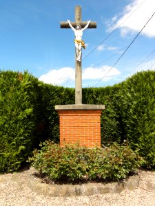 Mesbrecourt-Richecourt (Aisne) croix de chemin