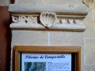 Mercury (Saône-et-Loire, Fr) coquille jacquaire dans l'église