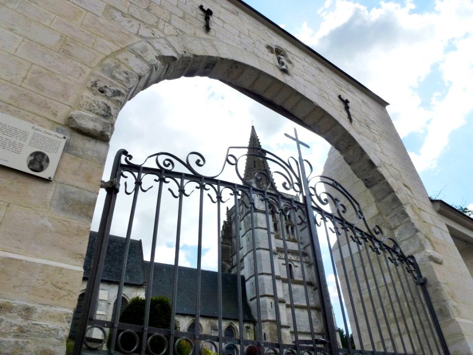 Merck-Saint-Liévin (Pas-de-Calais, Fr) portail du cimetière PA00108348