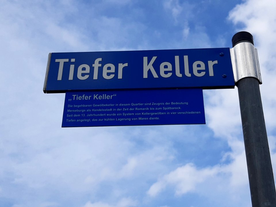 Merseburg, Tiefer Keller (0) street sign