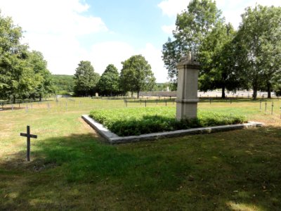 Merles-sur-Loison (Meuse) cimetière militaire allemand (06)