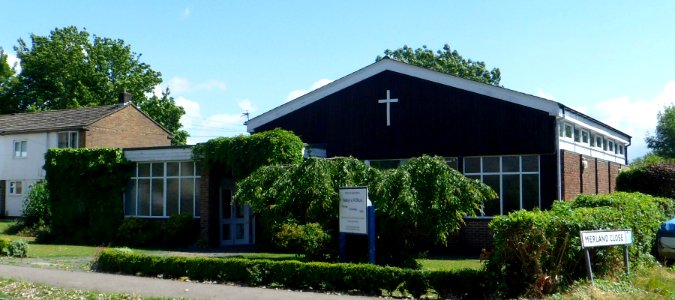 Merland Rise Church, Merland Rise, Tadworth (August 2013) (6)