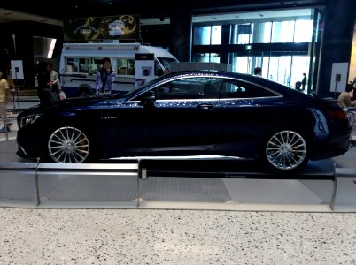Mercedes-Benz S65 AMG Coupé (C217) left