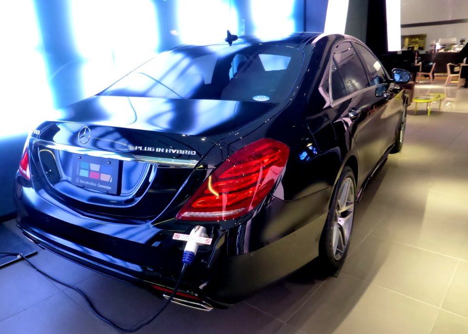 Mercedes-Benz S550 PLUG-IN HYBRID long (V222) rear