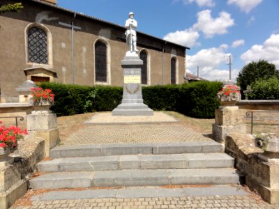Merles-sur-Loison (Meuse) monument aux morts (01)