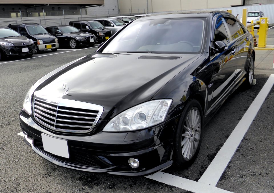 Mercedes-Benz S63 AMG long (V221) front