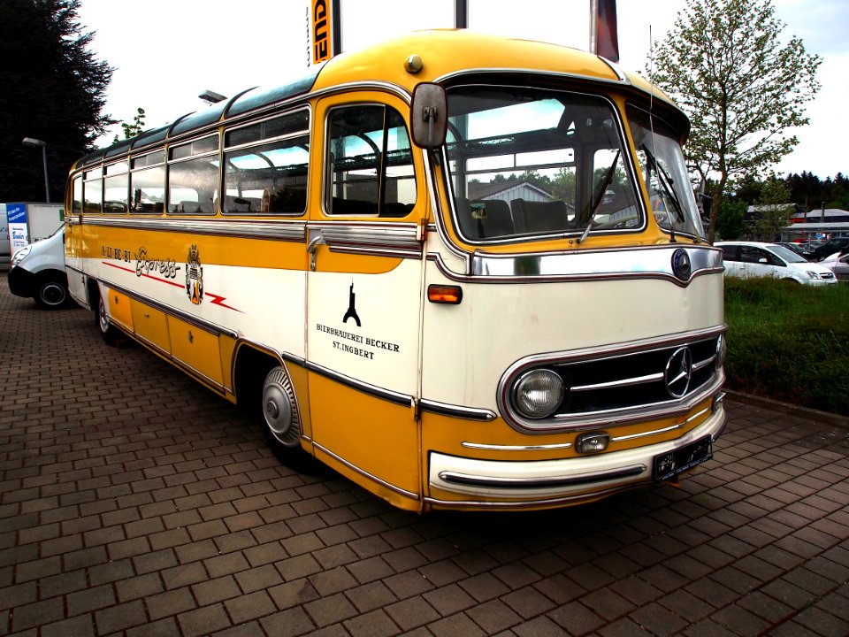 Mercedes-Benz O 321 HL bild2