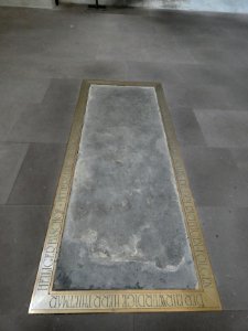 MerseburgerDom Bischofskapelle Grab-Thietmar