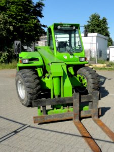 MERLO Panoramic Telescopic handler pic3
