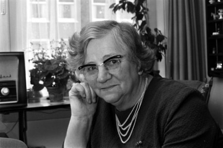 Mevrouw G. van Tholen opdracht Brabant Pers, Bestanddeelnr 922-0544