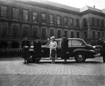 Mevrouw Roosevelt in Den Haag, Bestanddeelnr 902-6920