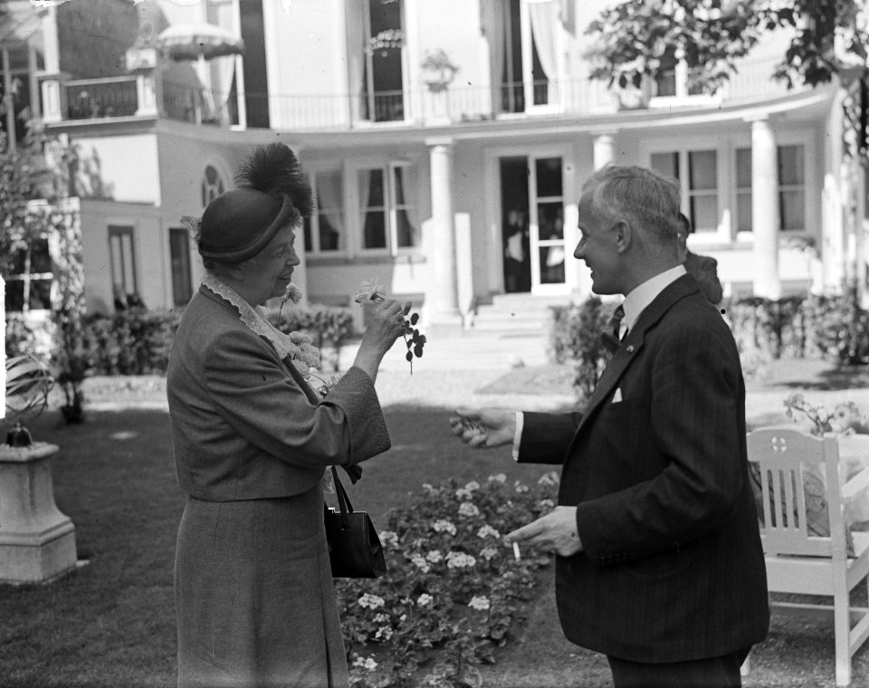 Mevrouw Roosevelt met Roosevelt en Burgemeester dAilly, Bestanddeelnr 904-0305