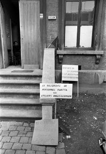 Metaalarbeiders houden fabriek bezet in Belgie, Bestanddeelnr 920-3705
