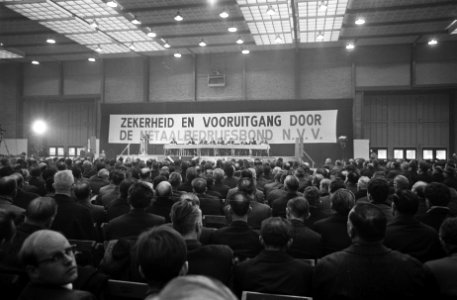 Metaalarbeiders van het NVV bijeen in Utrecht i.v.m. nieuwe CAO overzicht, Bestanddeelnr 921-9194
