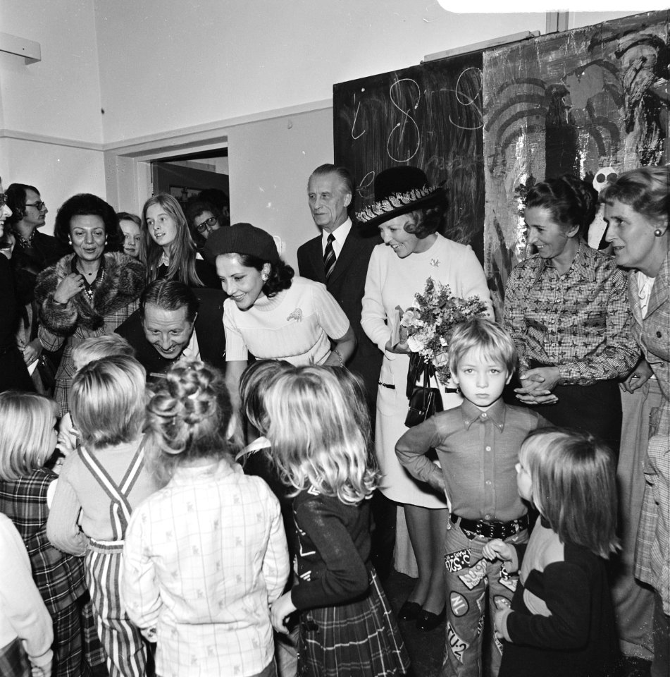 Mevrouw Leone, echtgenote van de Italiaanse president, en Prinses Beatrix bezoek, Bestanddeelnr 926-7789