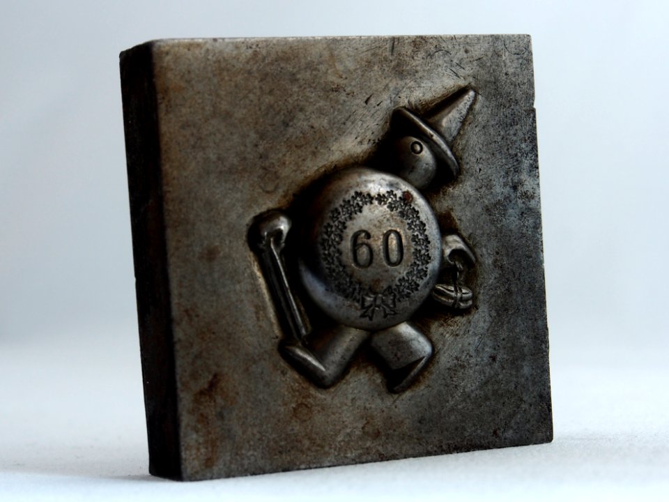 Metaal stempels met Droste mannetje 60 jarig jubileum, foto4