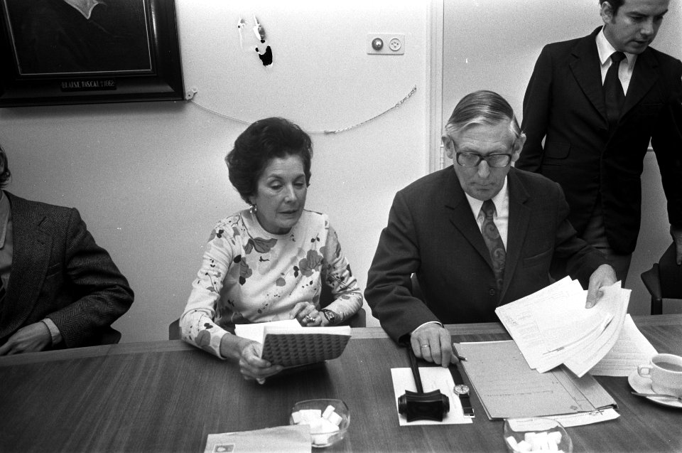 Mevrouw Allende bij vergadering van Raad van Verkeer in Amersfoort mevrouw Alle, Bestanddeelnr 927-1785