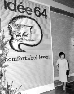 Mevrouw Marijnen-Schreurs opent Idee 64 in de nieuwe RAI, Bestanddeelnr 916-8922