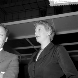 Mevr J de Boer-Spoelstra uit Harlingen op de huishoudbeurs in het RAI-gebouw t, Bestanddeelnr 908-4544