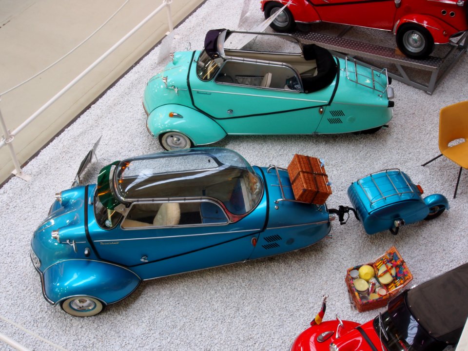 Metalic blue Messerschmitt with trailer pic1