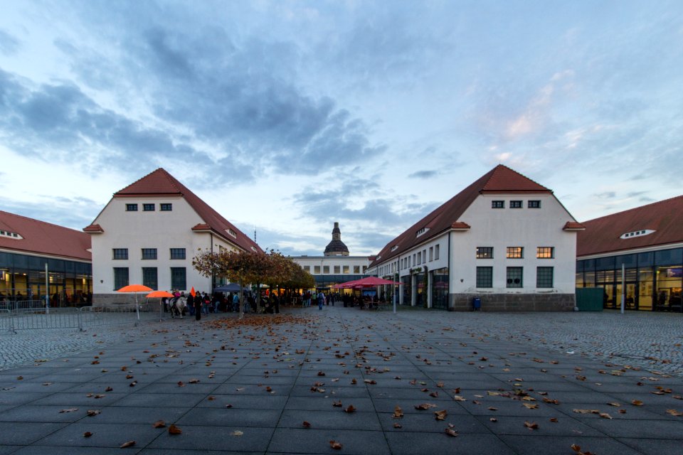 Messe Dresden - Innenhof