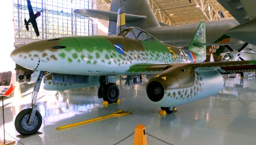 Messerschmitt Me-262A-1 Schwalbe, 1942 - Evergreen Aviation & Space Museum - McMinnville, Oregon - DSC00648